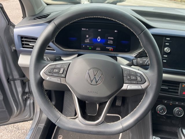 Used 2023 Volkswagen Taos SE w/ Panoramic Sunroof Package AWD/4WD image 18