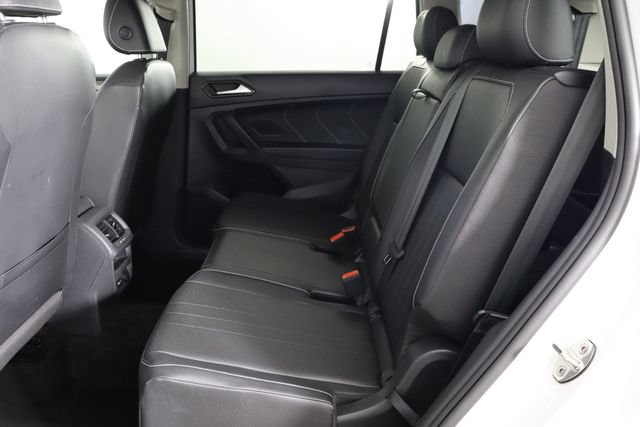 Used 2022 Volkswagen Tiguan SE FWD image 16