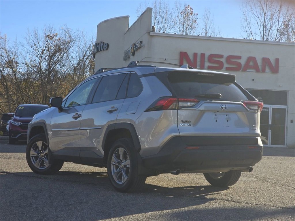 Used 2024 Toyota RAV4 LE image 11