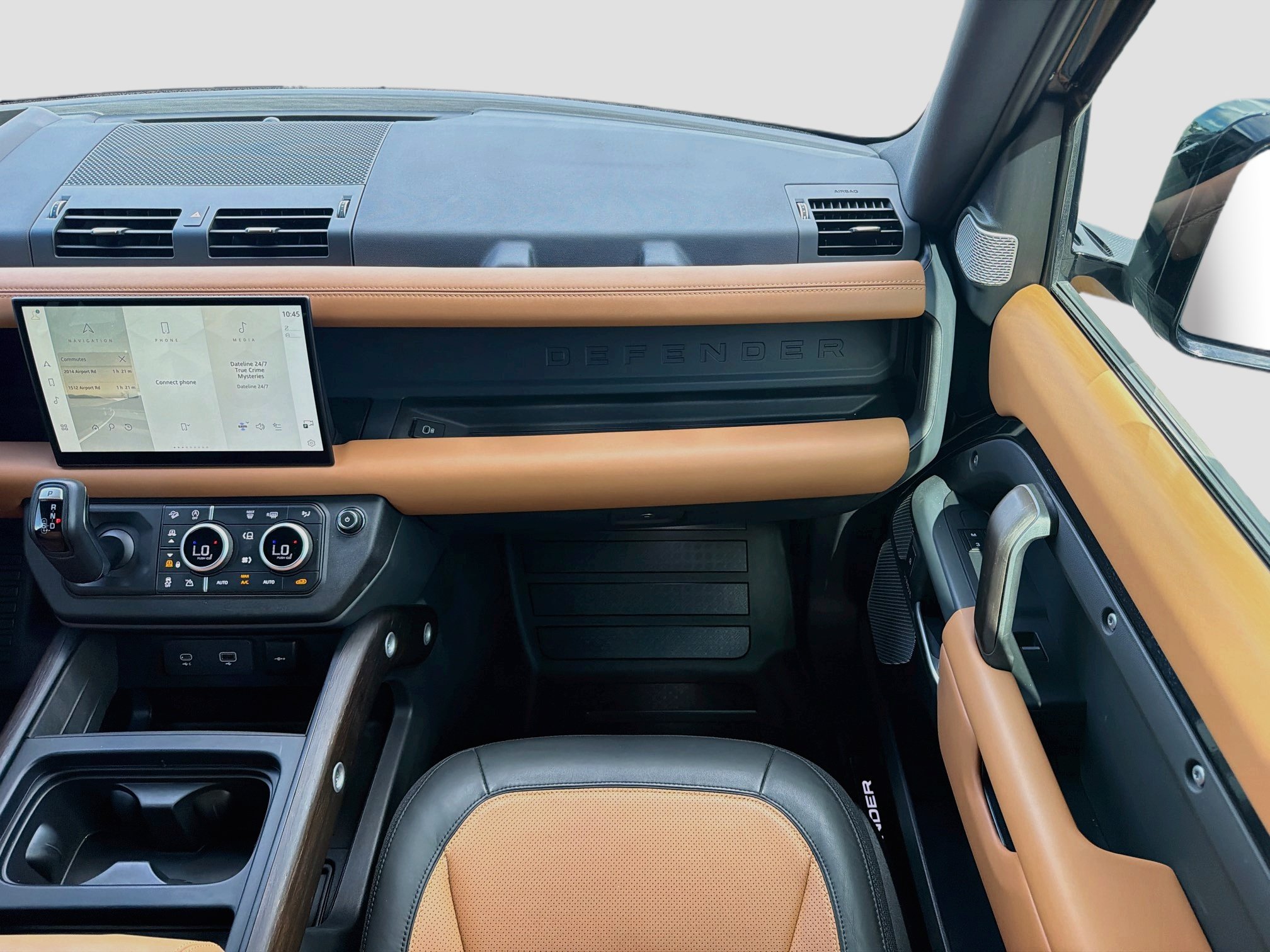 Used 2024 Land Rover Defender 130 X AWD/4WD image 18