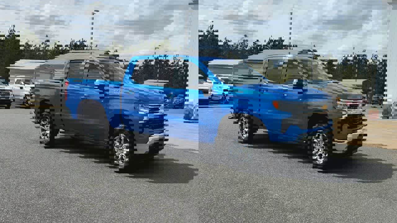 New 2026 Chevrolet Silverado 1500 LT image 2