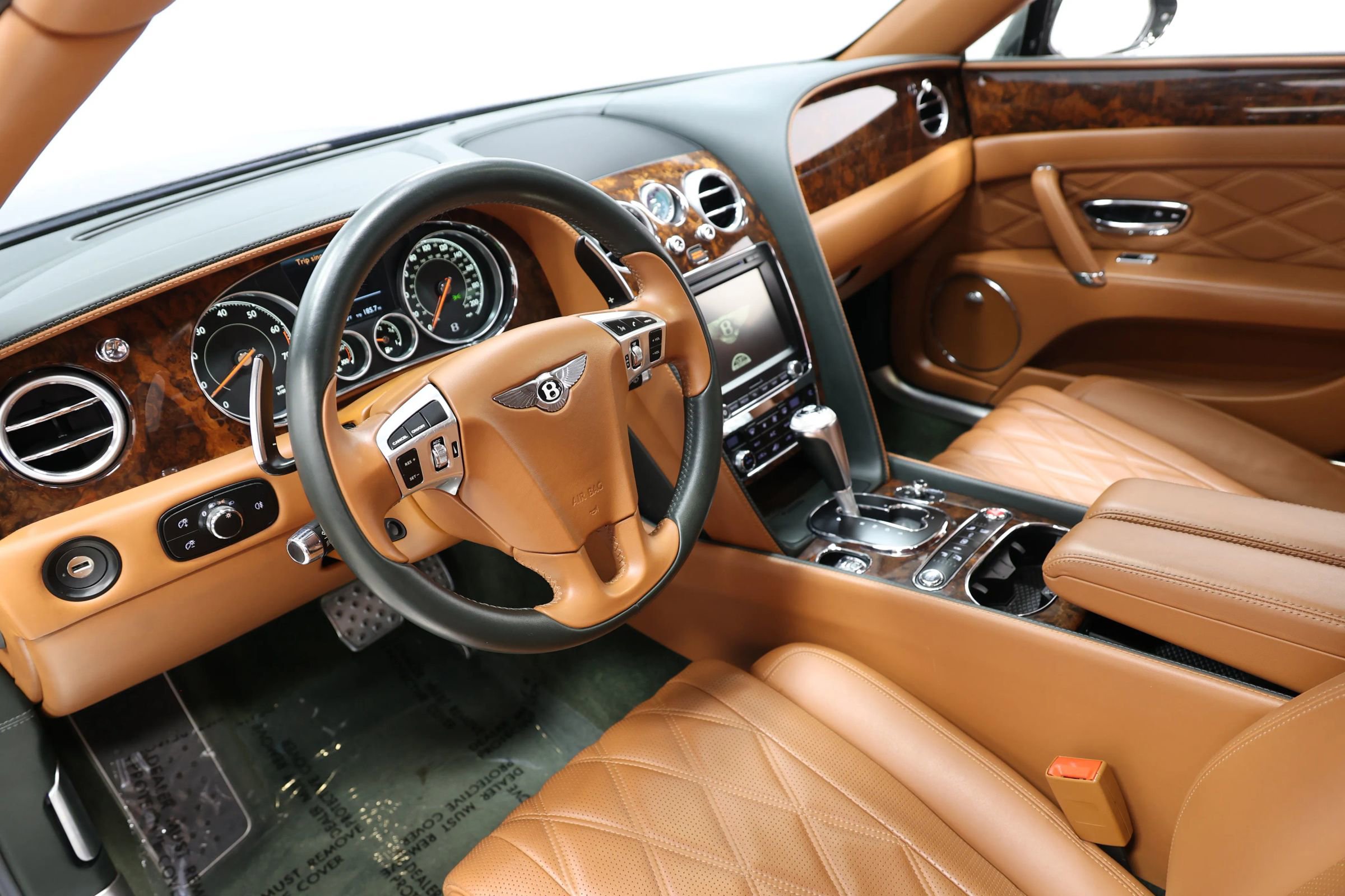 Used 2016 Bentley Flying Spur W12 AWD/4WD image 2