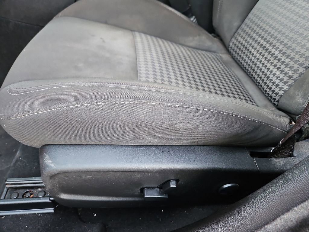 Used 2023 Dodge Charger R/T w/ Cold Weather Package image 21