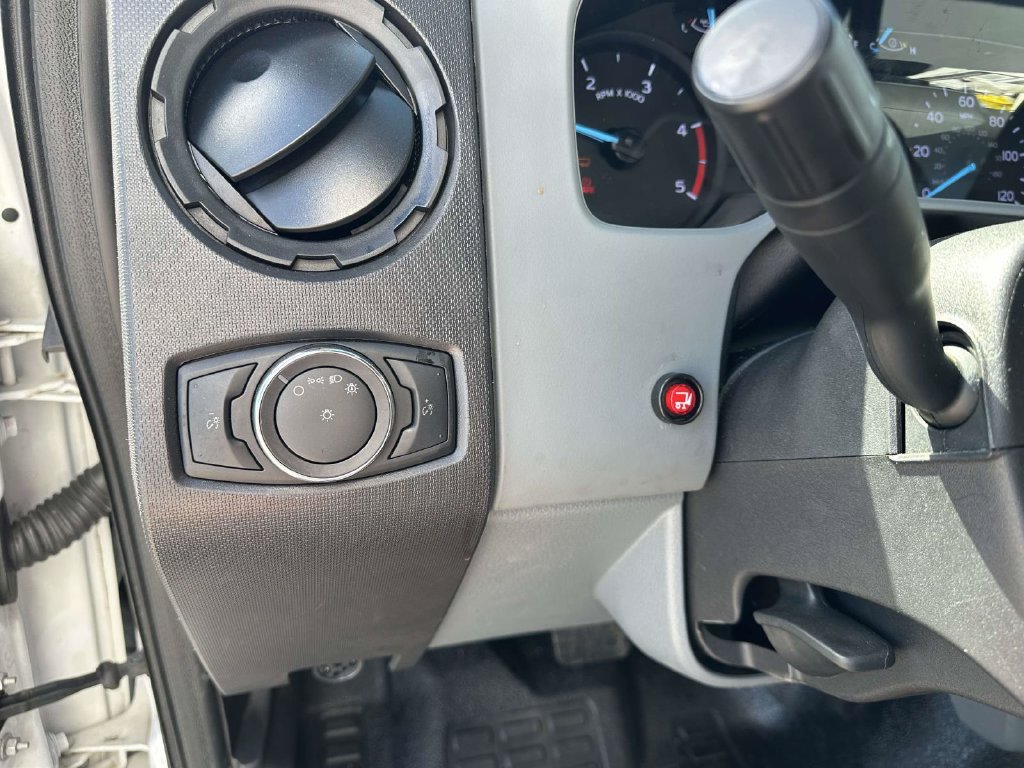 Used 2021 Ford F650 2WD Regular Cab Super Duty image 18