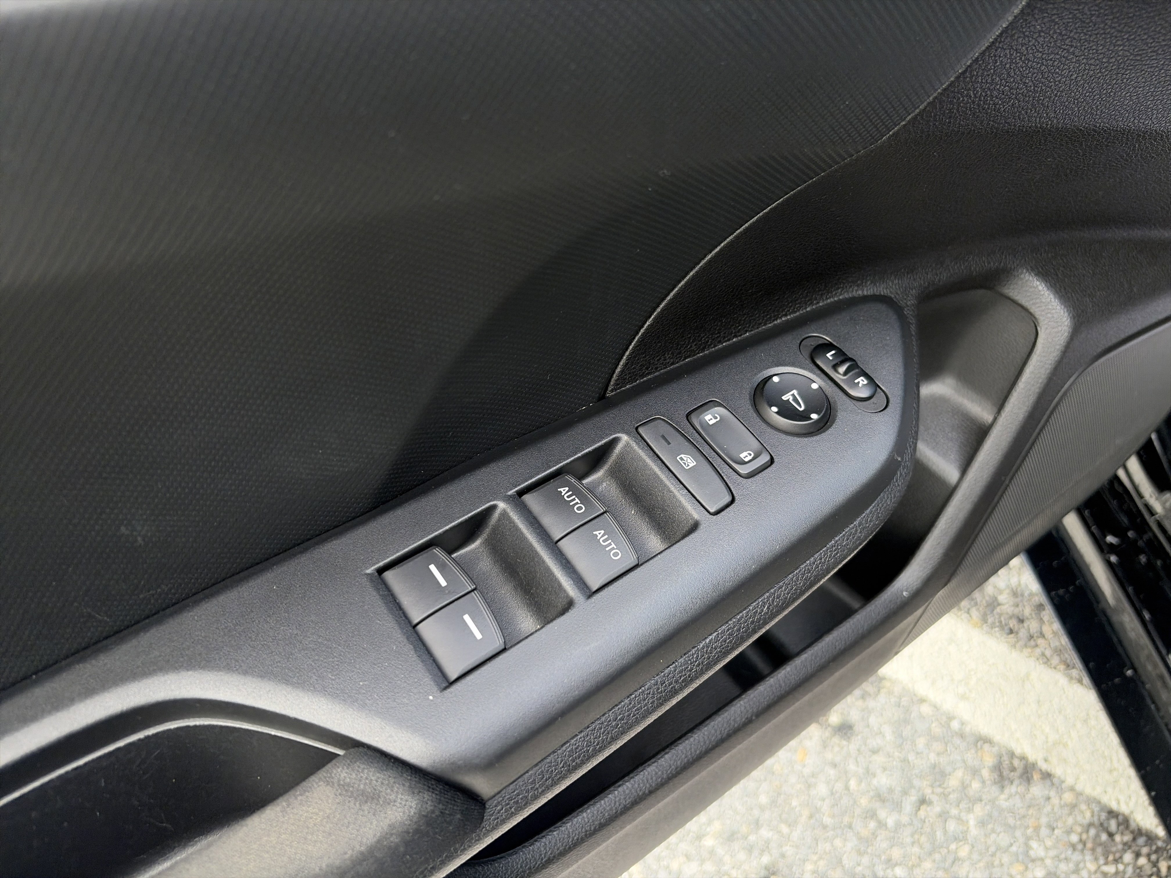 Used 2017 Honda Civic Sport image 12