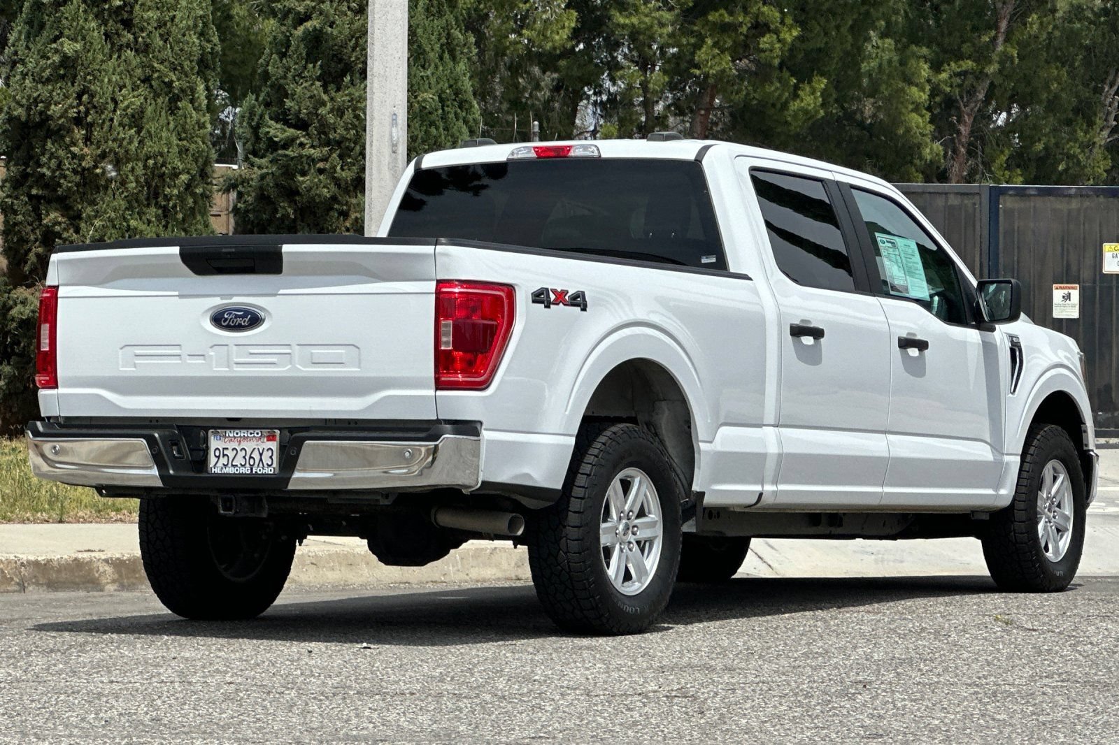 Used 2023 Ford F150 XLT AWD/4WD image 4