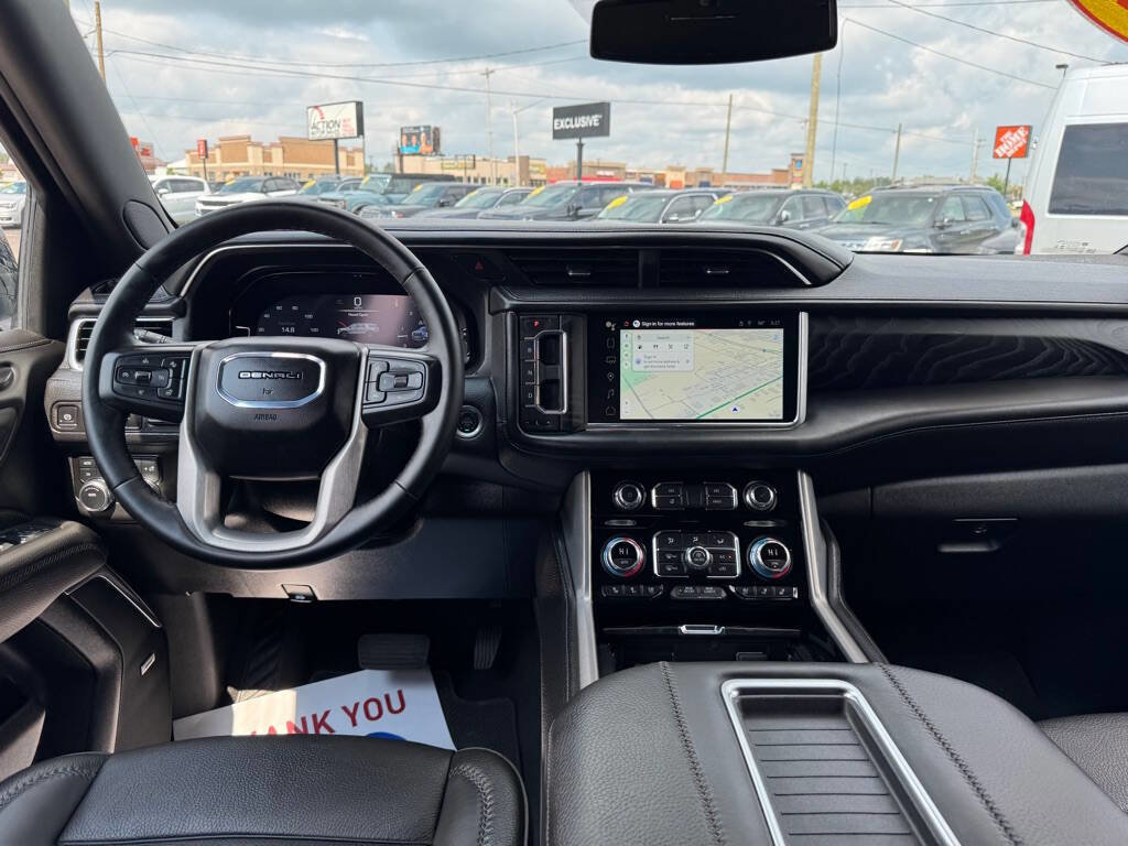 Used 2024 GMC Yukon Denali image 39