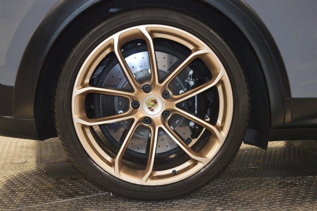 Certified 2023 Porsche Cayenne Turbo GT image 15