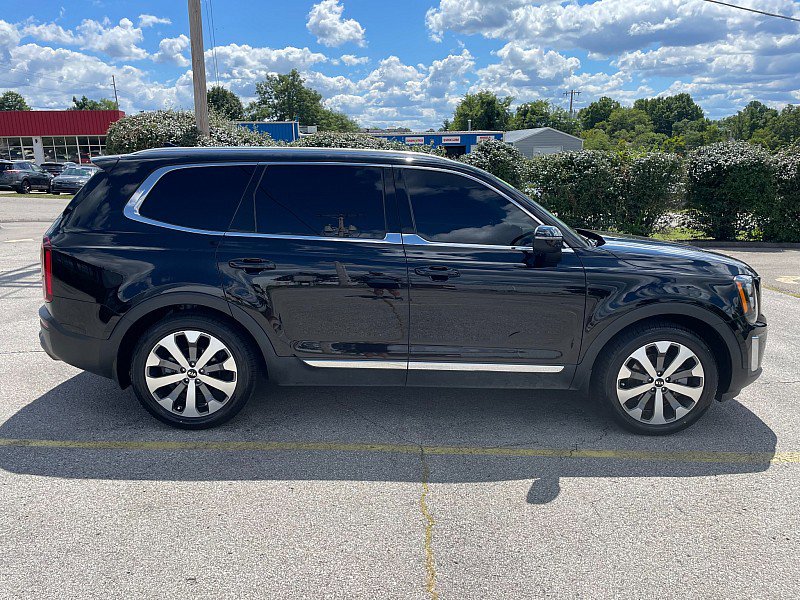 Used 2021 Kia Telluride EX w/ EX Premium Package image 10
