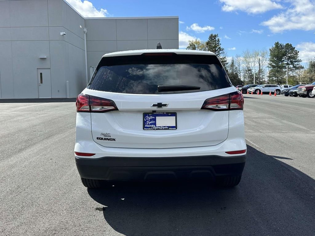 Used 2024 Chevrolet Equinox LS w/ LS Convenience Package image 24