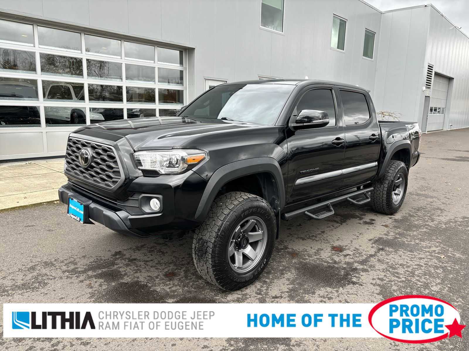 Used 2020 Toyota Tacoma TRD Off-Road w/ Technology Package image 1