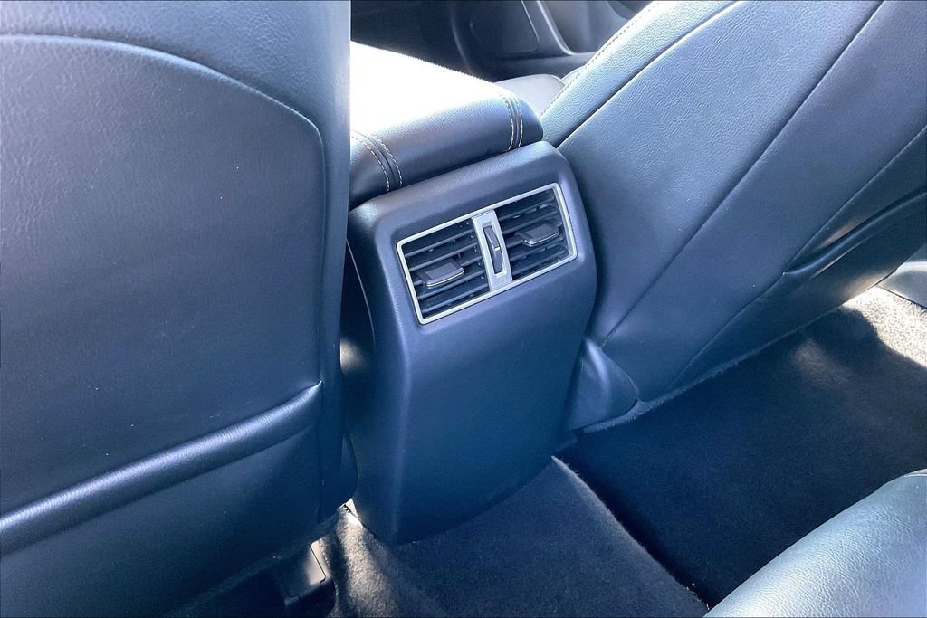 Used 2018 Nissan Maxima 3.5 SV FWD image 11