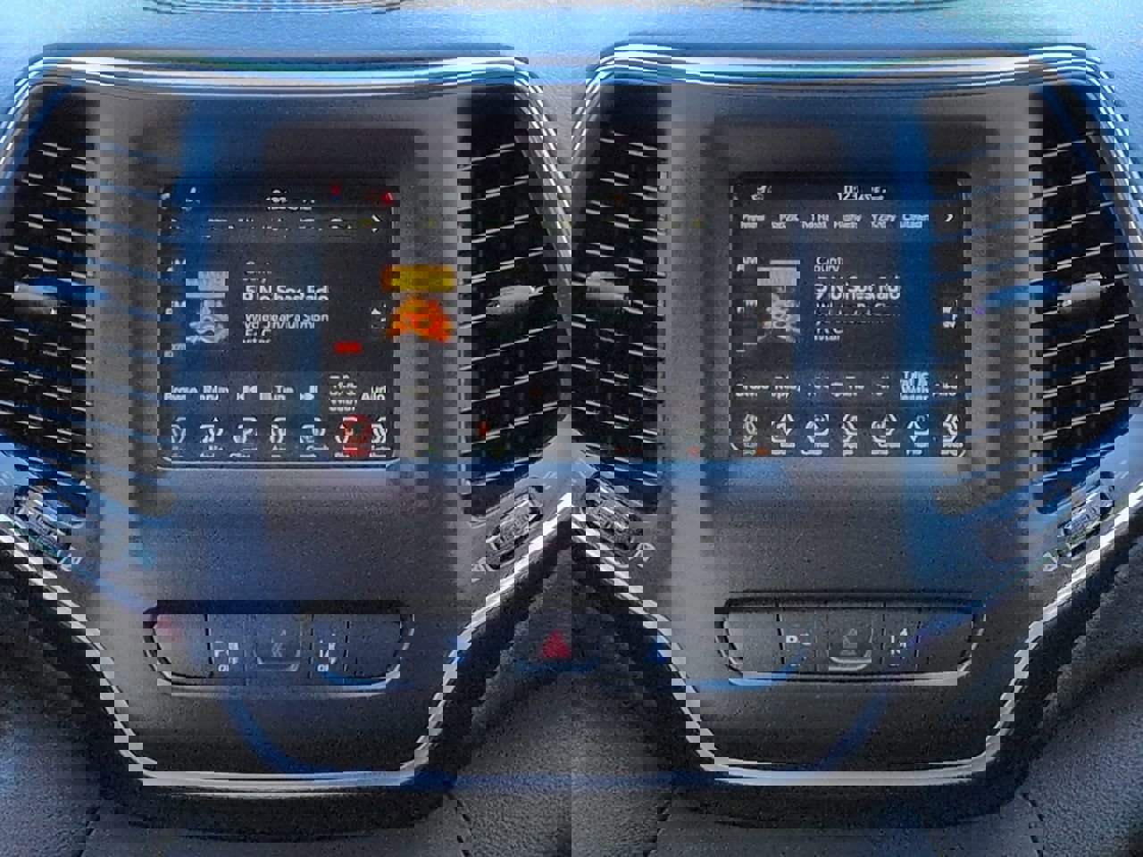 Used 2021 Jeep Cherokee Latitude Lux w/ Sun & Sound Group image 17