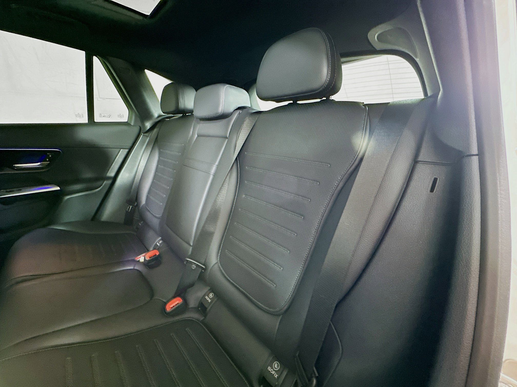 New 2025 Mercedes-Benz GLC 350e 4MATIC image 25