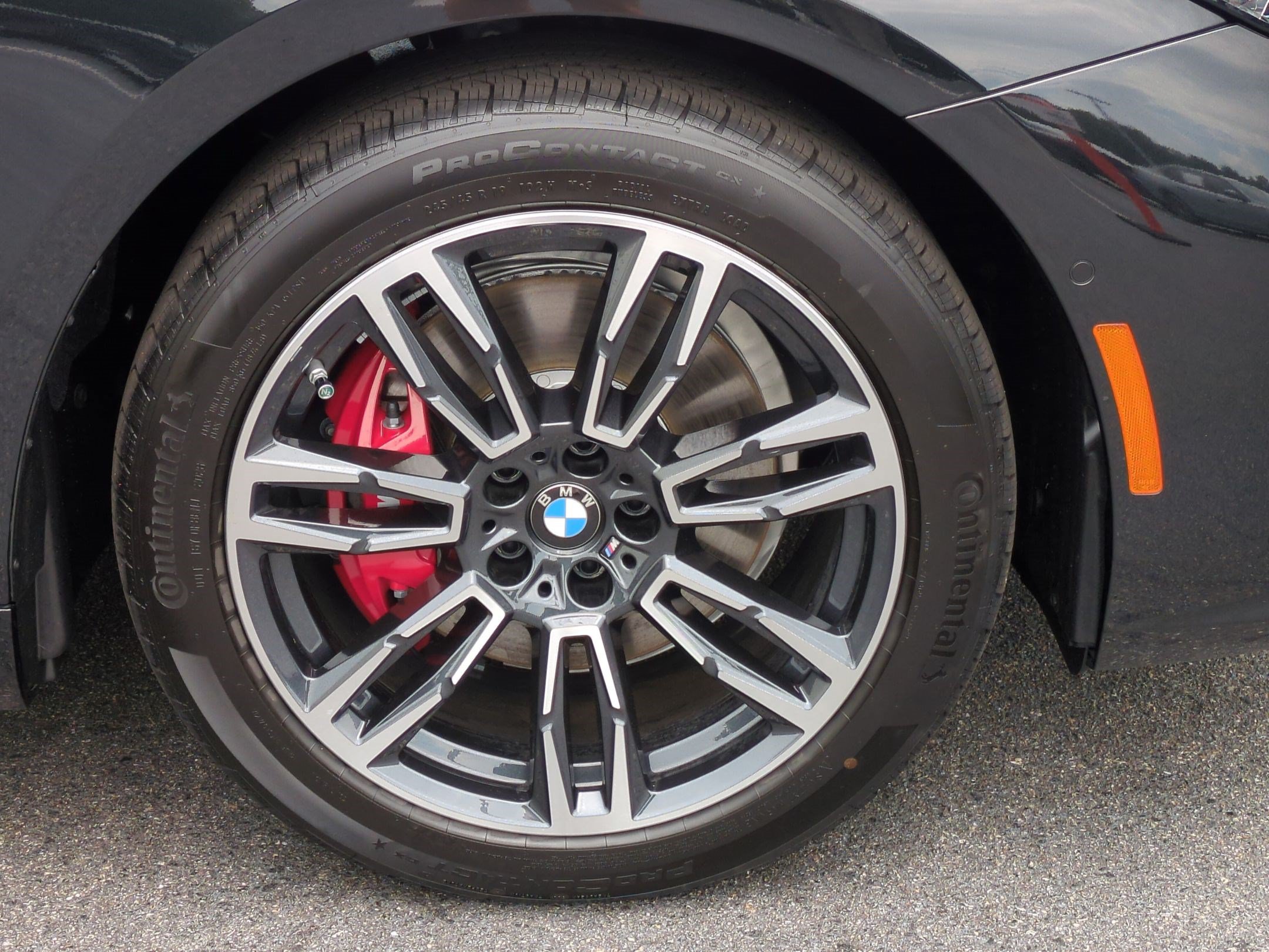 Used 2027 BMW 530i xDrive w/ M Sport Package AWD/4WD image 12