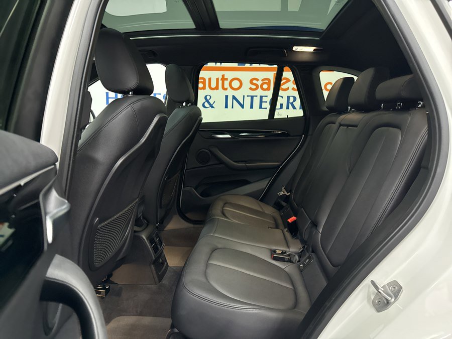 Used 2018 BMW X1 xDrive28i w/ Convenience Package image 11