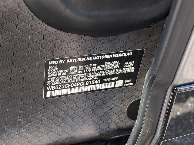 Used 2023 BMW iX xDrive50 w/ Sport Package AWD/4WD image 32