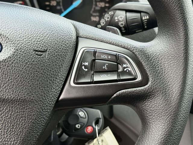 Used 2017 Ford Escape SE FWD image 19