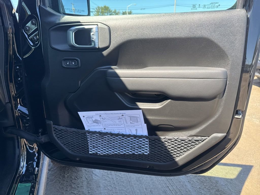 New 2026 Jeep Wrangler Willys AWD/4WD image 28