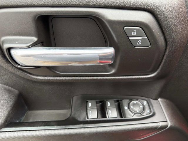 Used 2019 Chevrolet Silverado 1500 Custom Trail Boss image 9