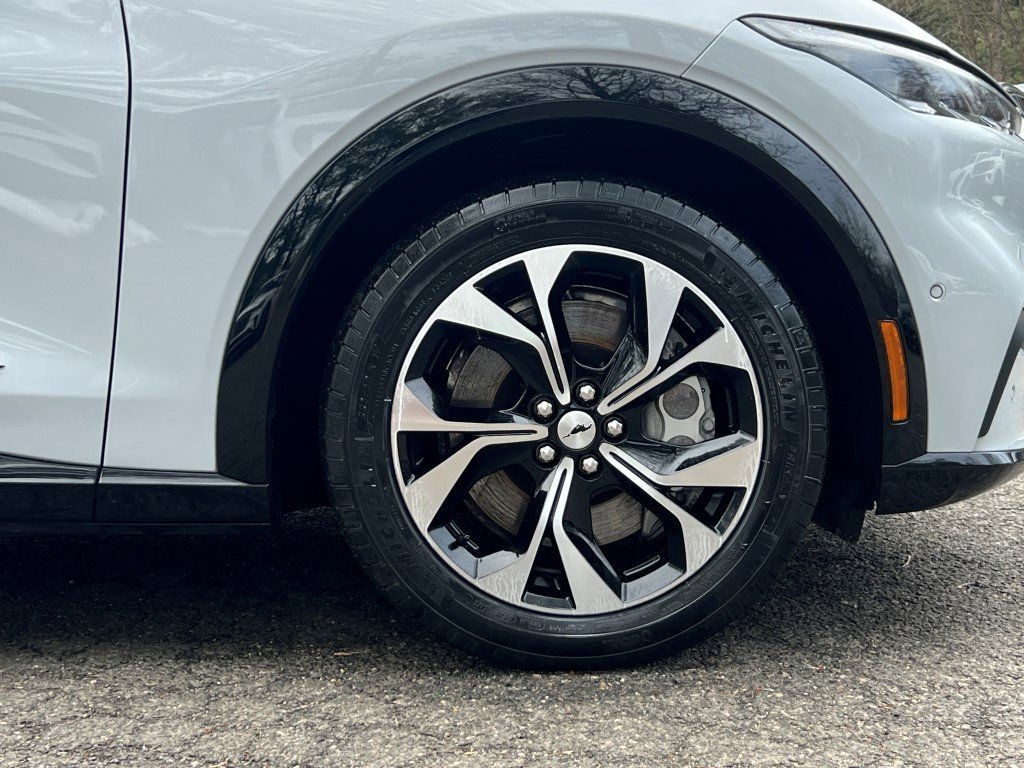 Used 2023 Ford Mustang Mach-E Premium image 7