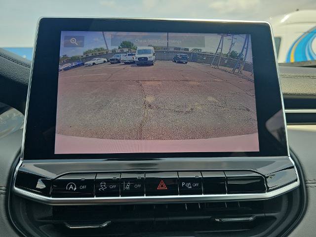 Used 2025 Jeep Compass Limited AWD/4WD image 20