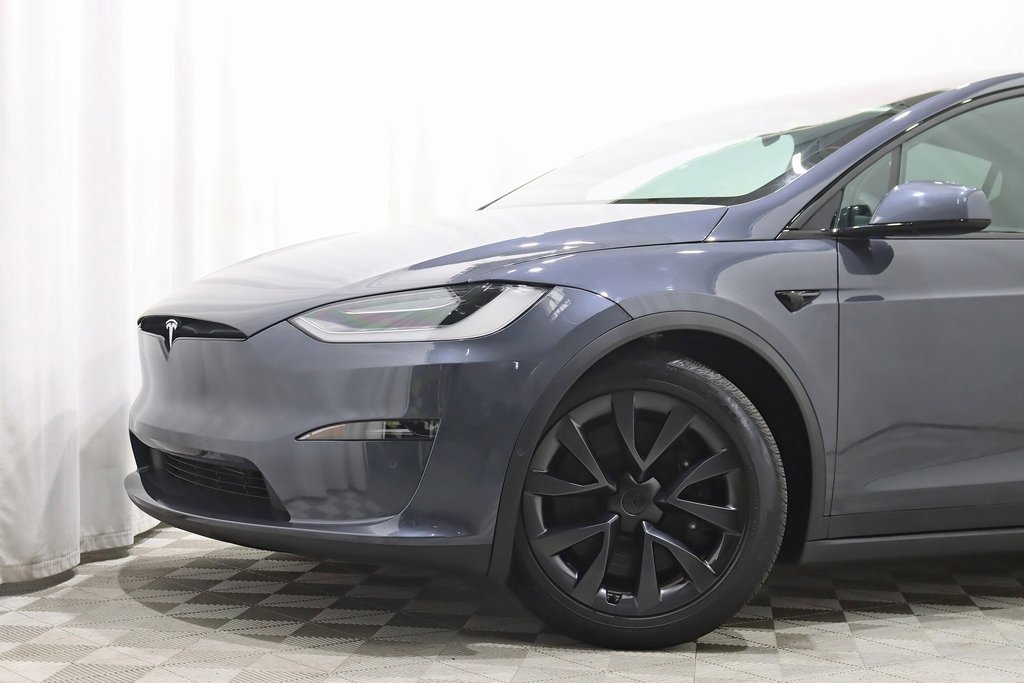 Used 2022 Tesla Model X image 2