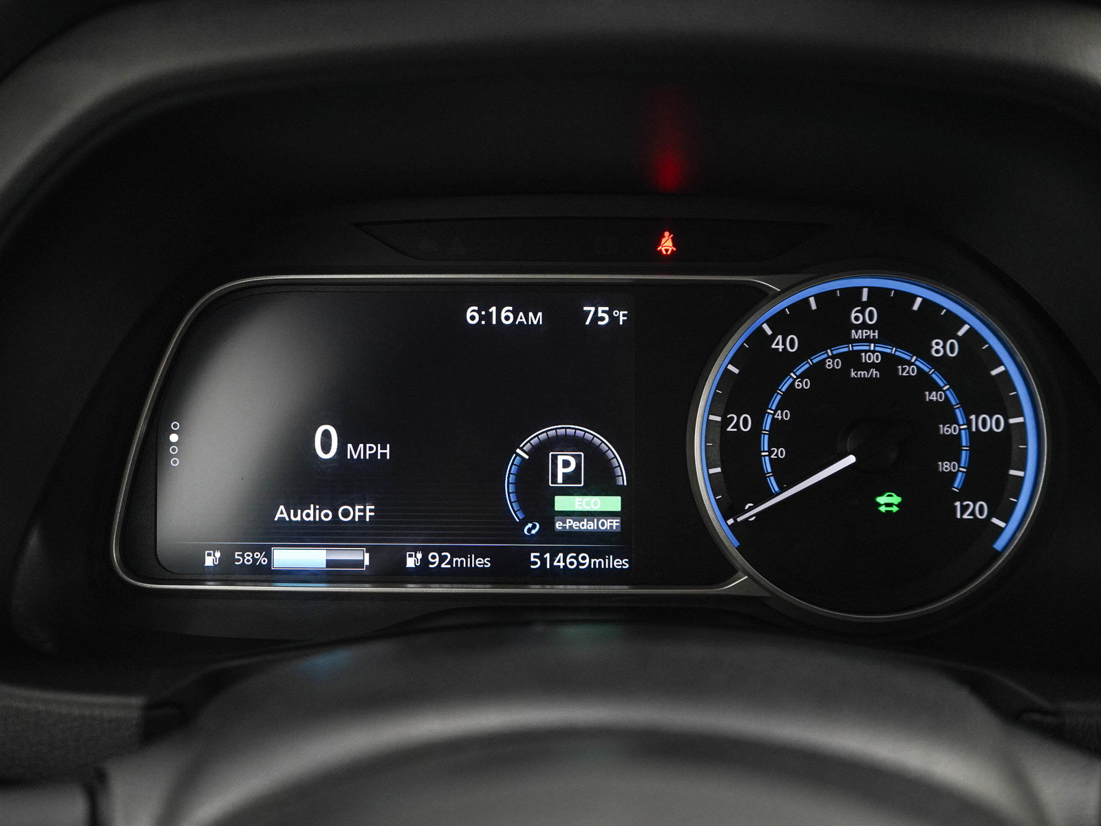 Used 2025 Nissan Leaf S FWD image 24