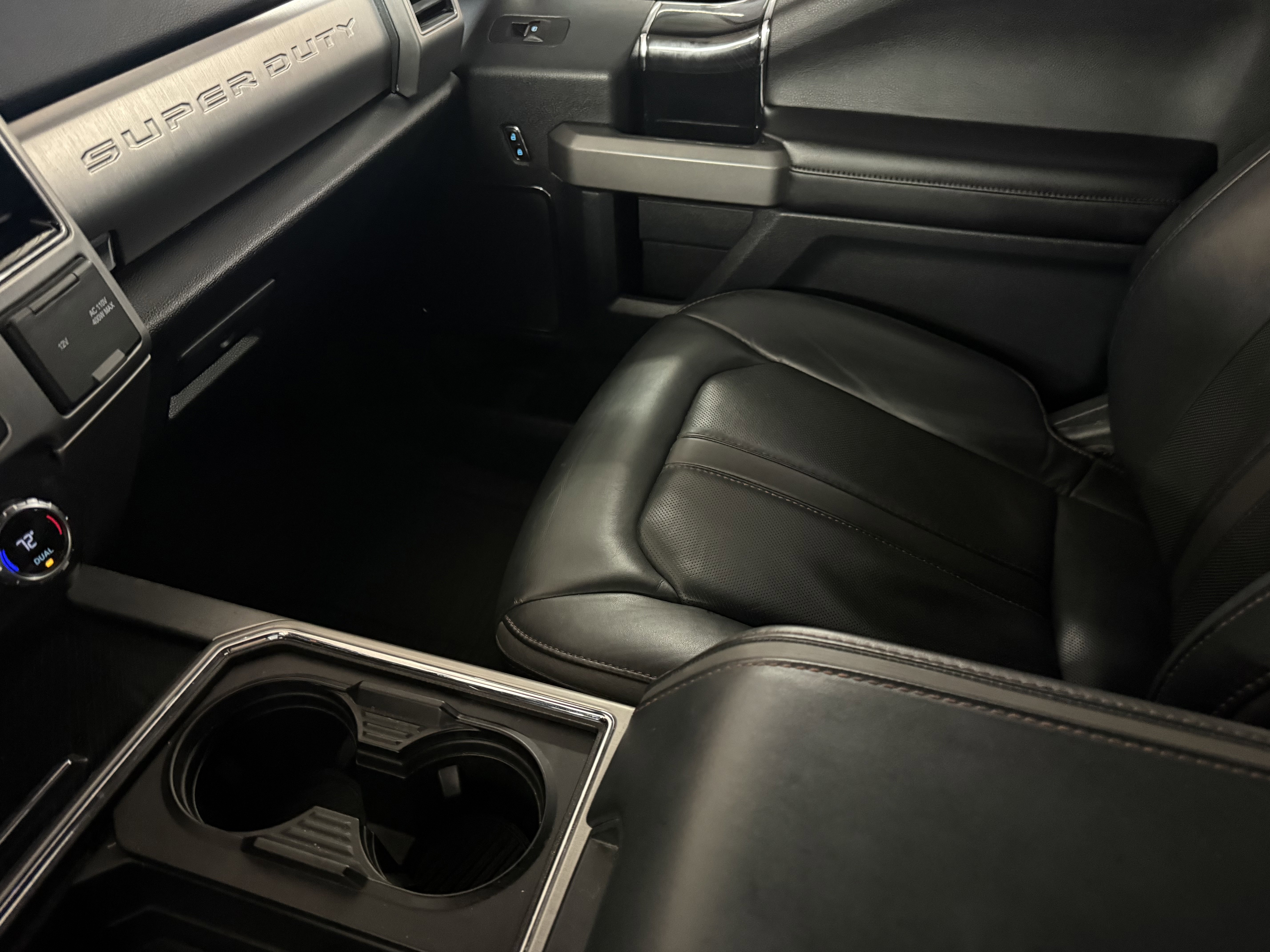 Used 2022 Ford F250 Platinum AWD/4WD image 12