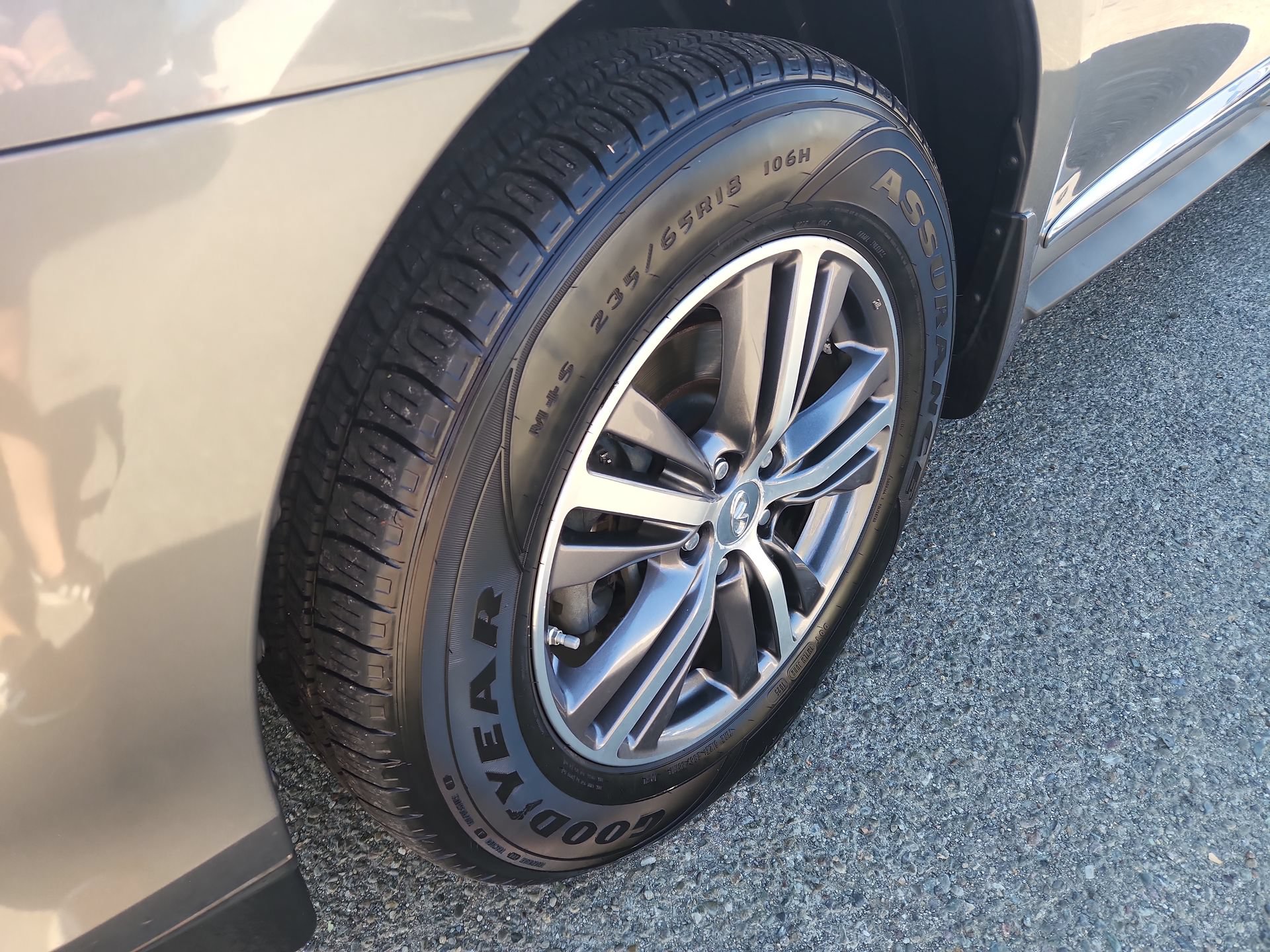 Used 2018 INFINITI QX60 Luxe w/ Premium Plus Package AWD/4WD image 19