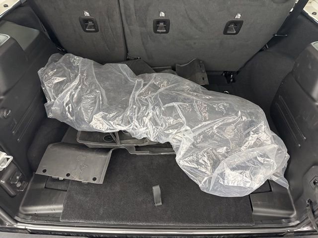 Used 2025 Jeep Wrangler Willys image 27