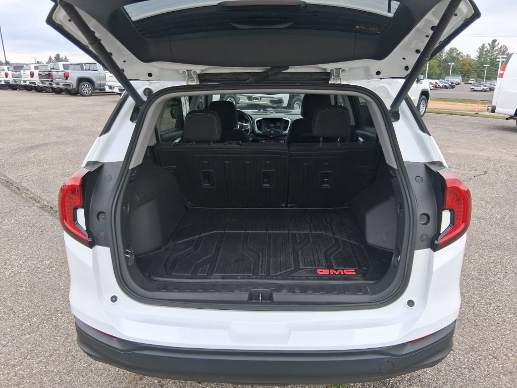 Used 2022 GMC Terrain SLE w/ Driver Convenience Package AWD/4WD image 20