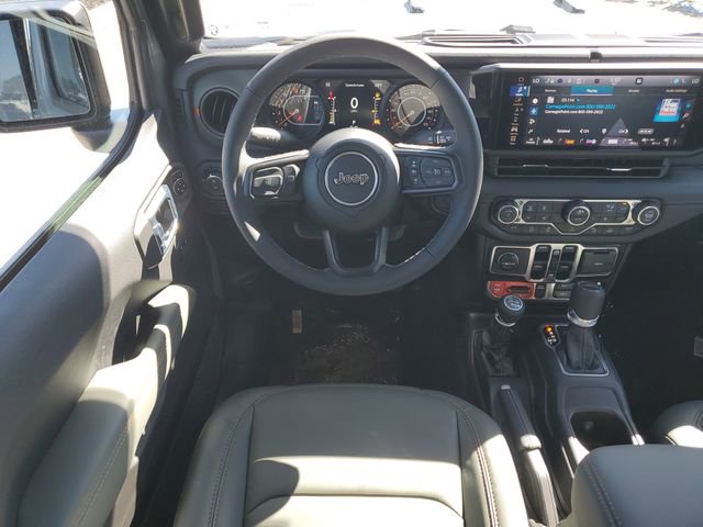 New 2025 Jeep Gladiator Mojave image 17