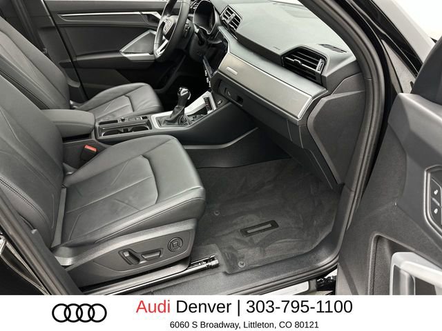 Used 2025 Audi Q3 2.0T Premium w/ Convenience Package AWD/4WD image 24