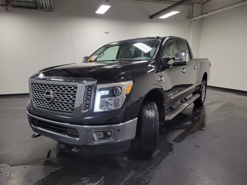 Used 2016 Nissan Titan SL image 5