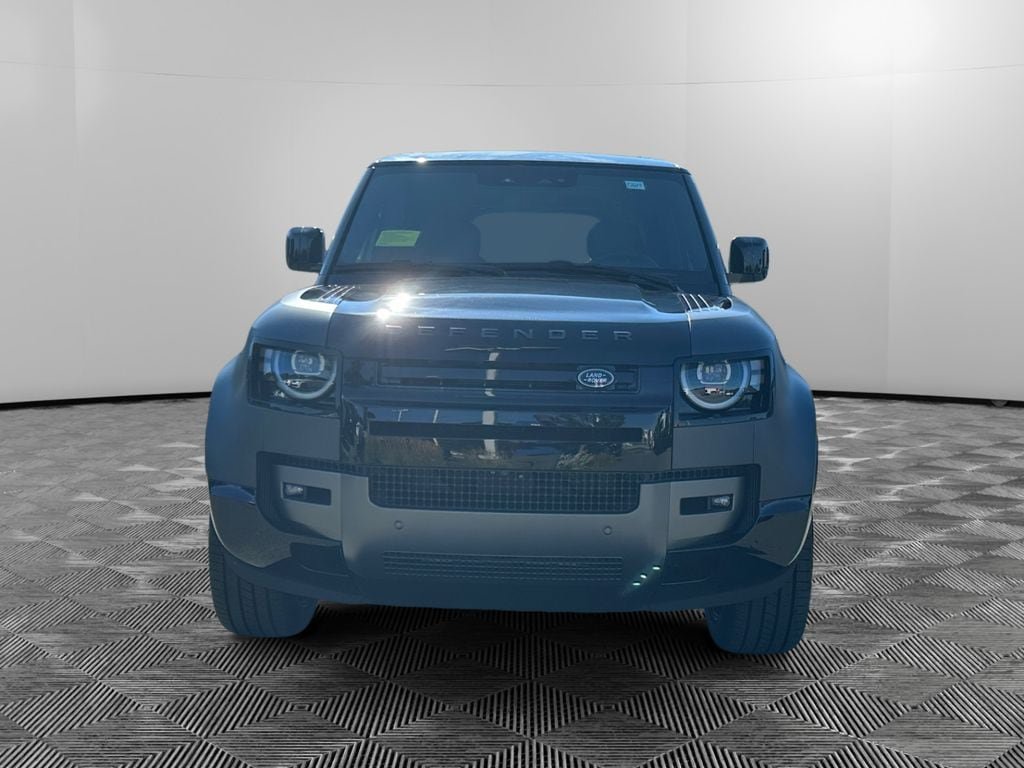New 2026 Land Rover Defender 130 V8 AWD/4WD image 8