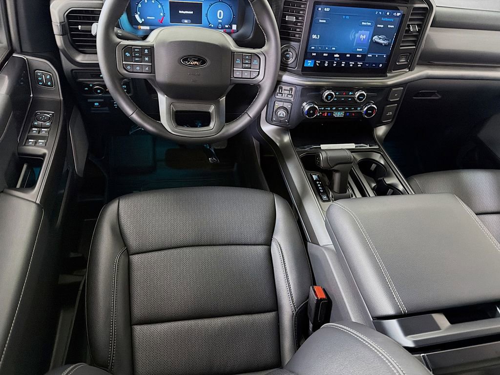 New 2025 Ford F150 Lariat w/ Equipment Group 502A High image 24