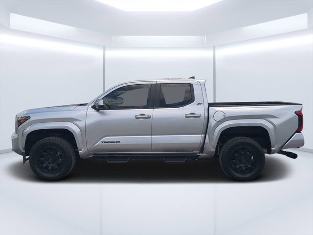Used 2025 Toyota Tacoma SR5 AWD/4WD image 6