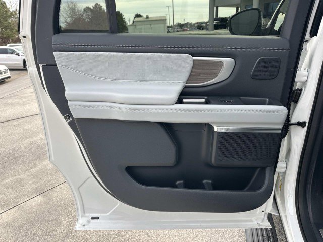 New 2026 Ford Expedition Max Platinum w/ Platinum Ultimate Package AWD/4WD image 21