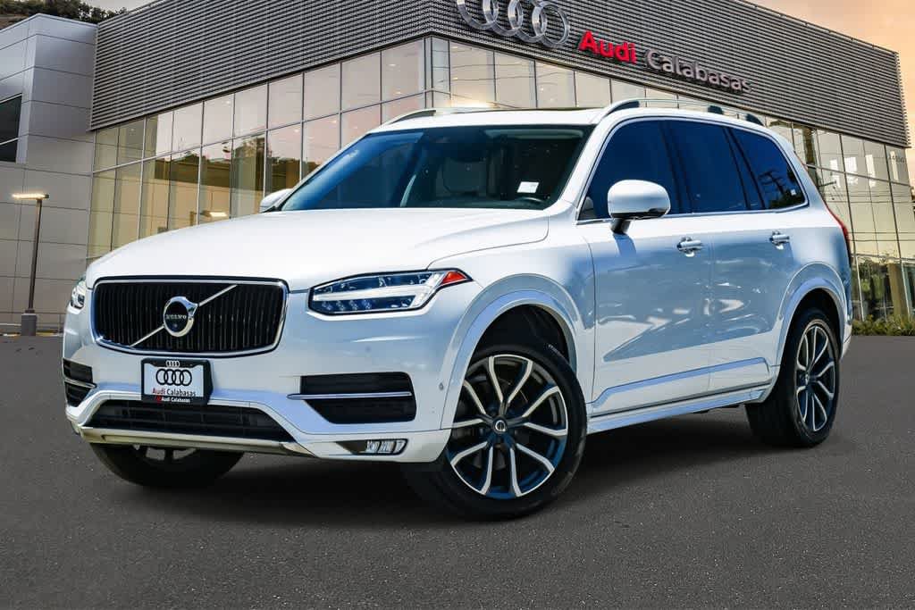 Used 2018 Volvo XC90 T6 Momentum w/ Convenience Package AWD/4WD image 1