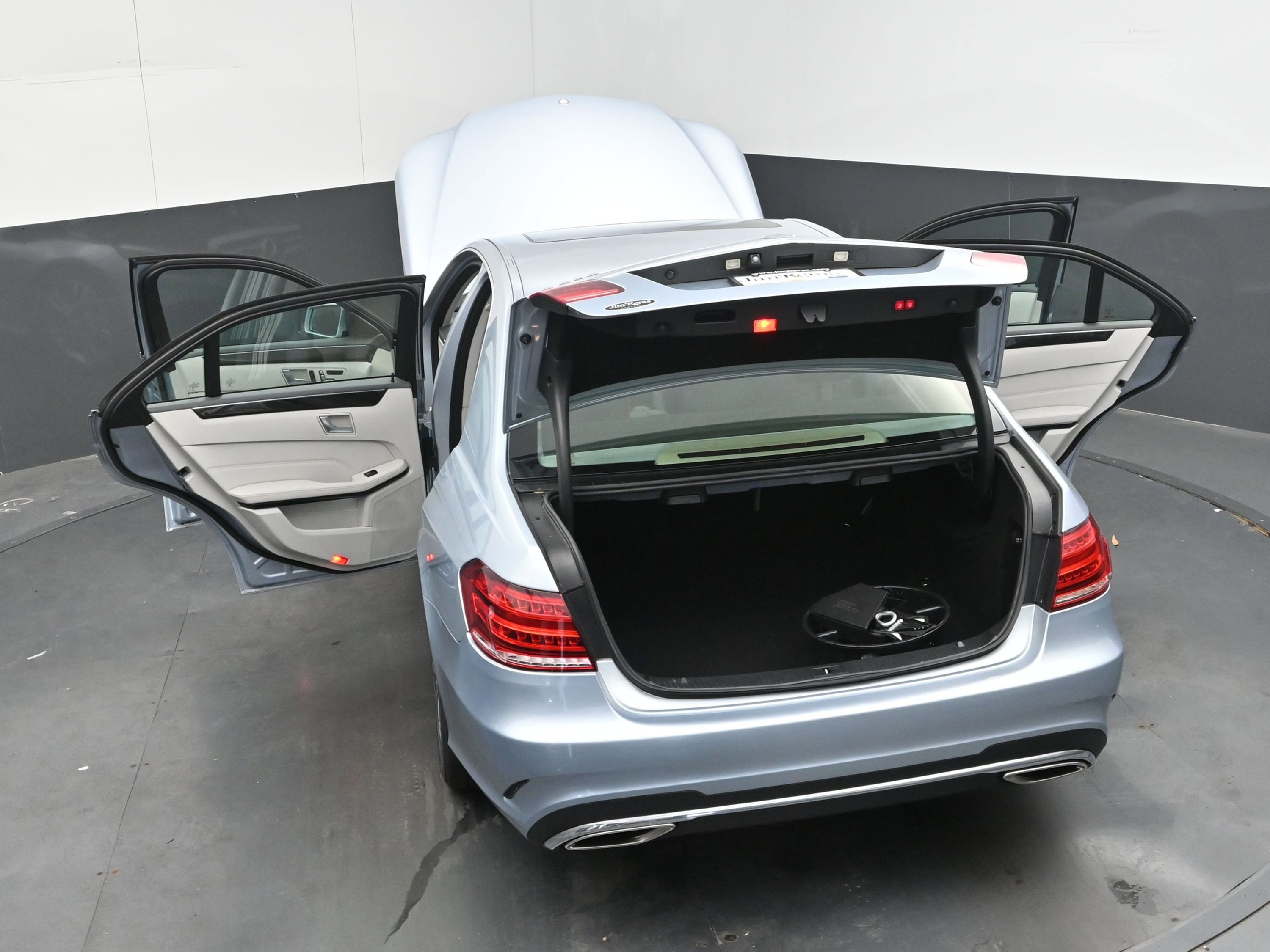 Used 2015 Mercedes-Benz E 350 Sedan image 48