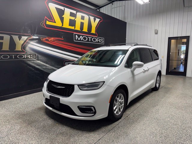 Used 2021 Chrysler Pacifica Touring-L