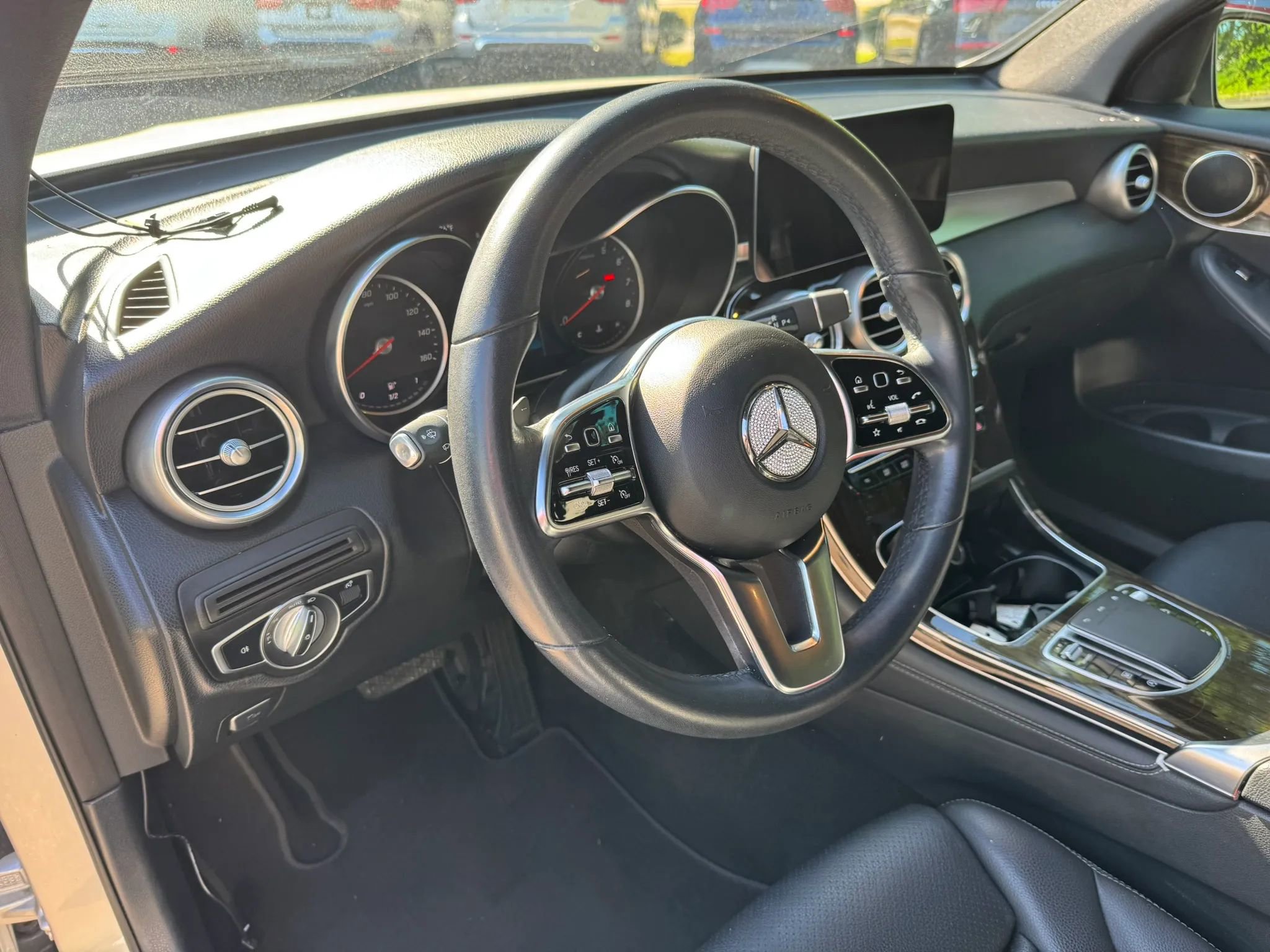 Used 2020 Mercedes-Benz GLC 300 image 18