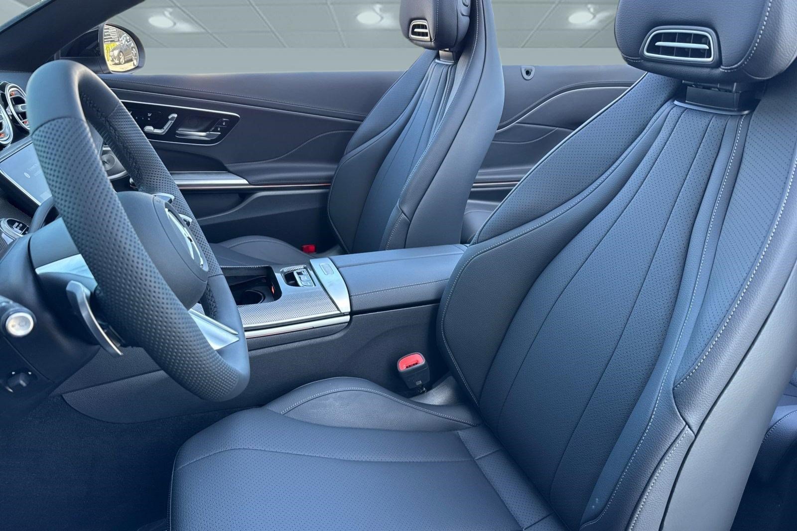 New 2027 Mercedes-Benz CLE 300 4MATIC Cabriolet image 5