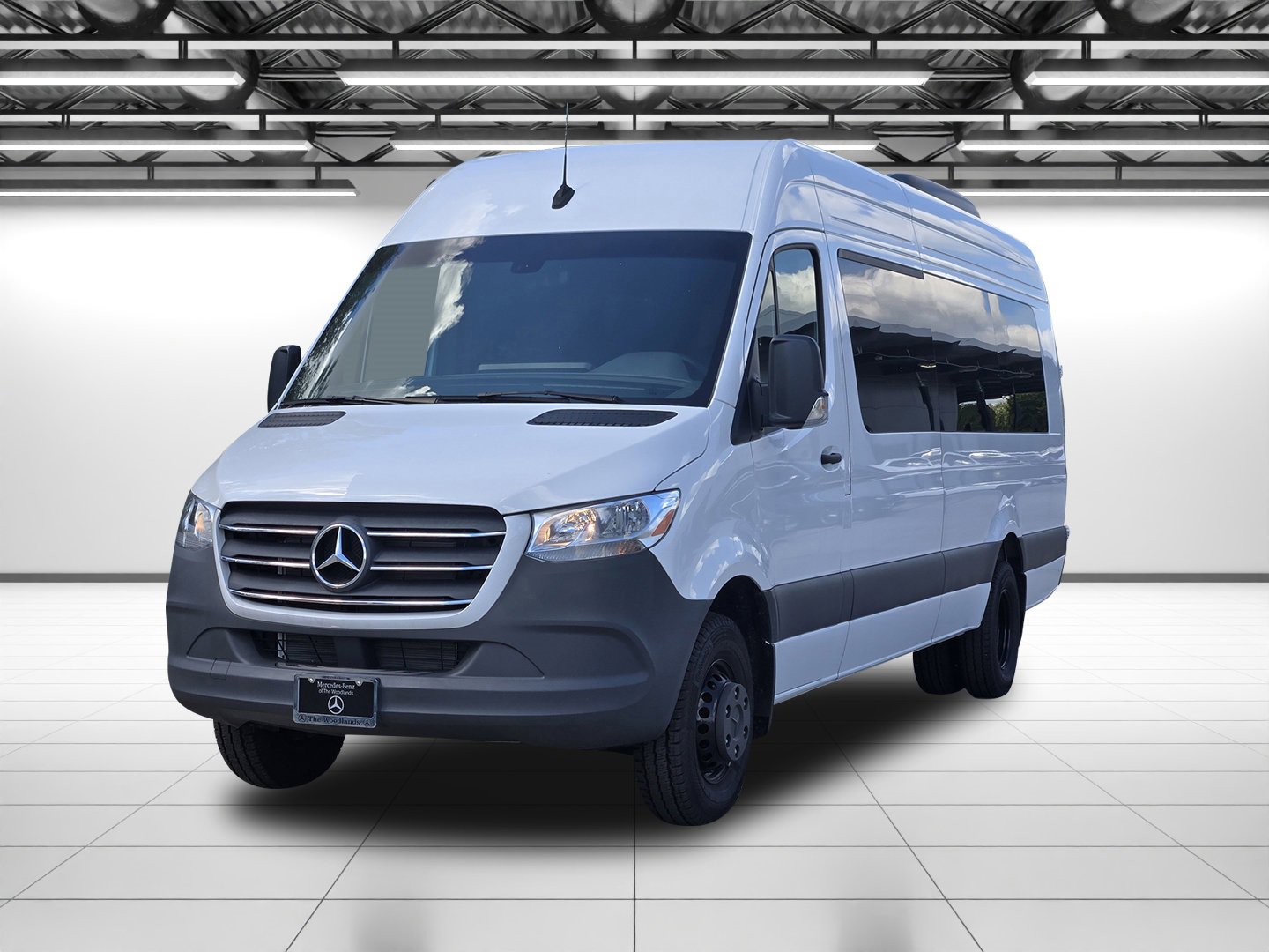 Used 2024 Mercedes-Benz Sprinter 3500 image 5