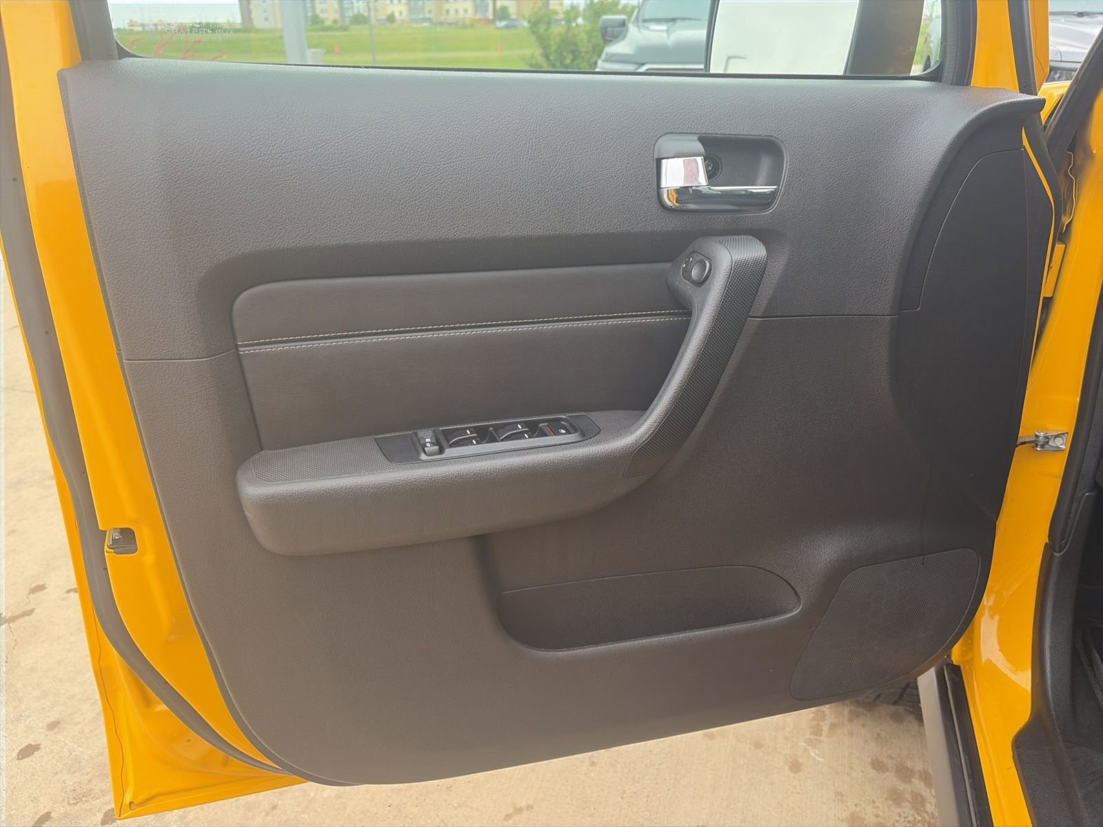 Used 2007 HUMMER H3 image 13