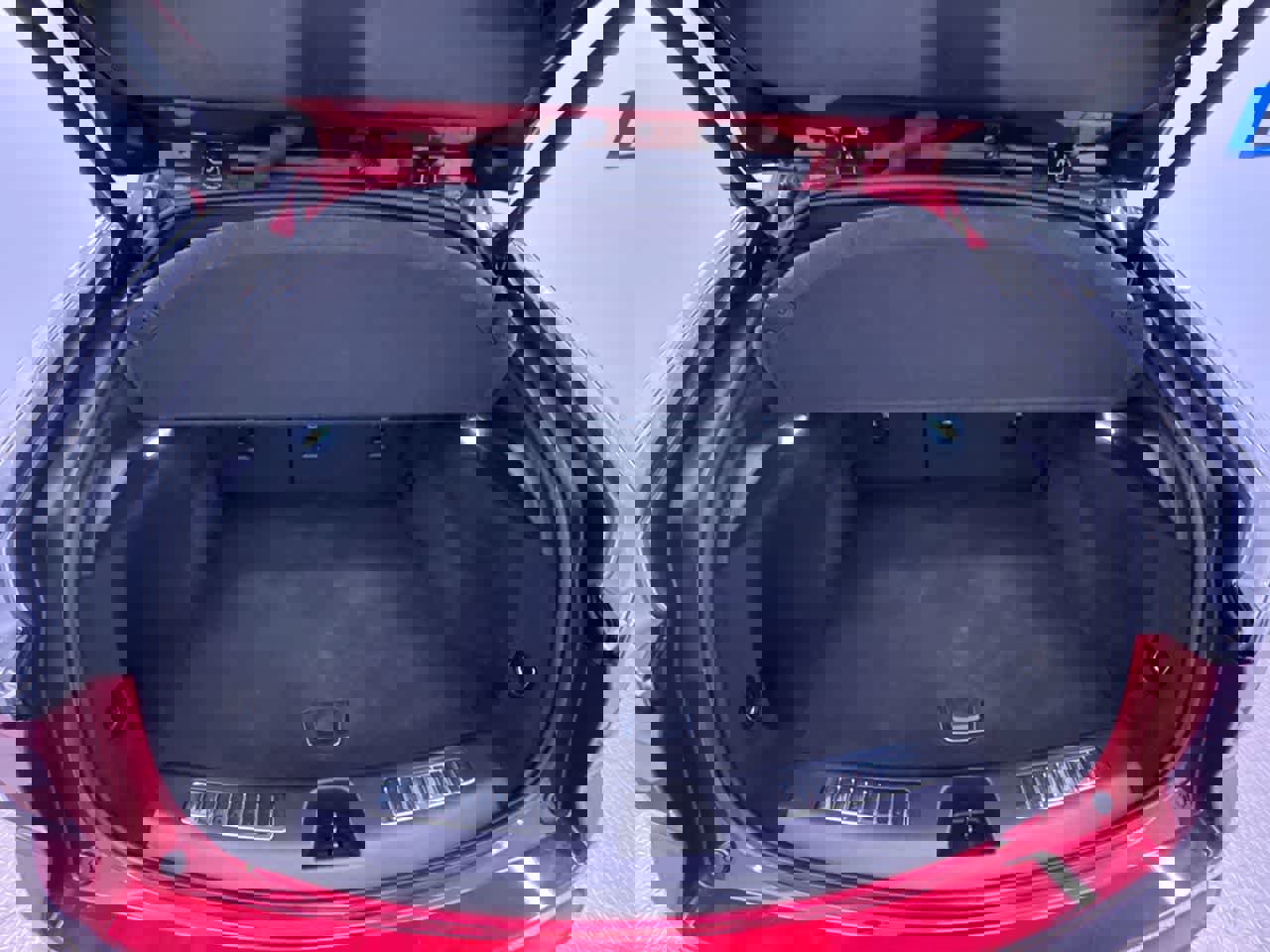 Used 2023 Cadillac XT4 Sport AWD/4WD image 43