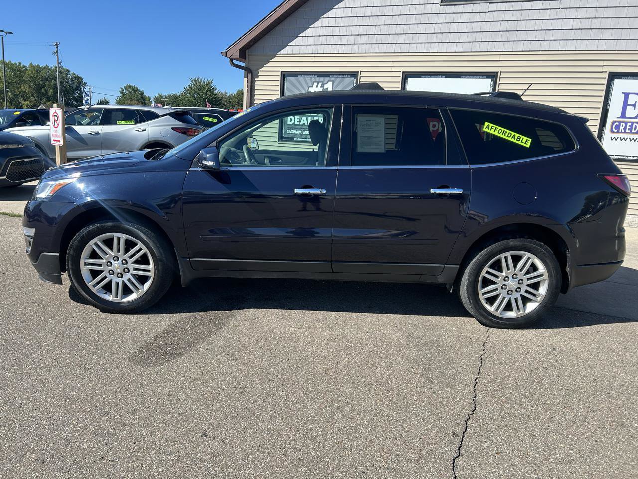 Used 2015 Chevrolet Traverse LT w/ Style and Technology Package AWD/4WD image 8