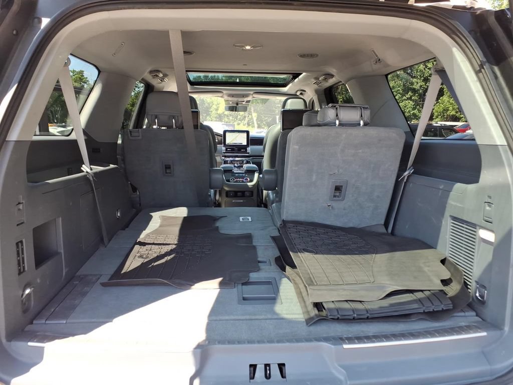 Used 2019 Lincoln Navigator L Reserve w/ Cargo Package AWD/4WD image 22