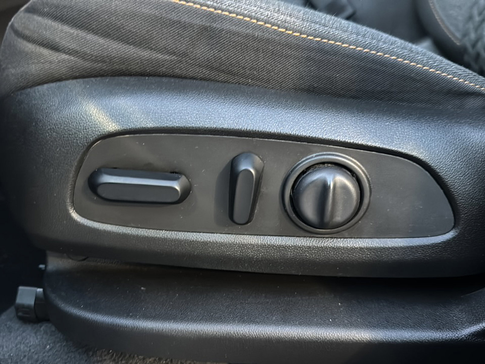 Used 2023 Chevrolet Equinox LT image 13